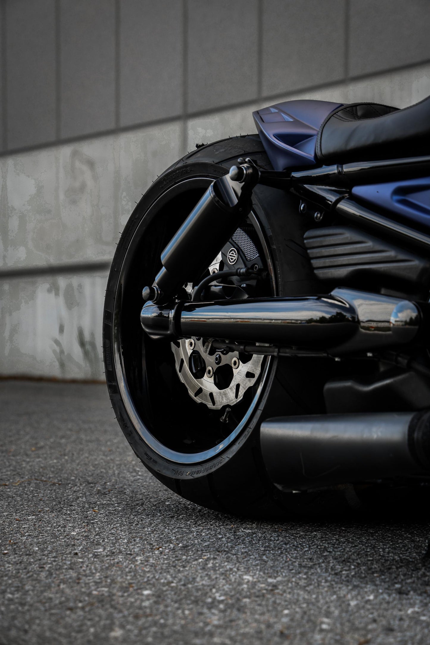 Harley Davidson Nightrod special 23” + 360 wide