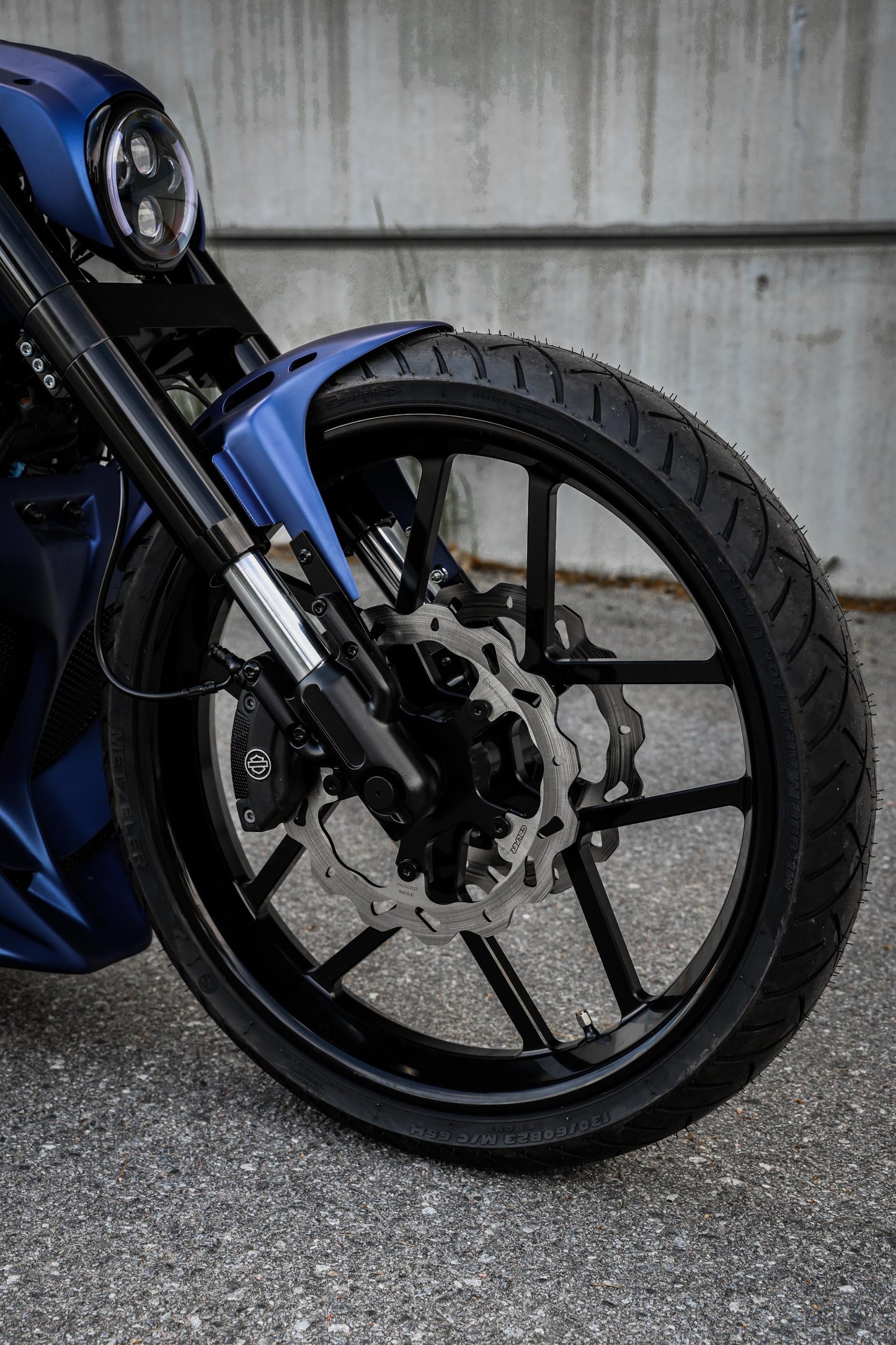 Harley Davidson Nightrod special 23” + 360 wide