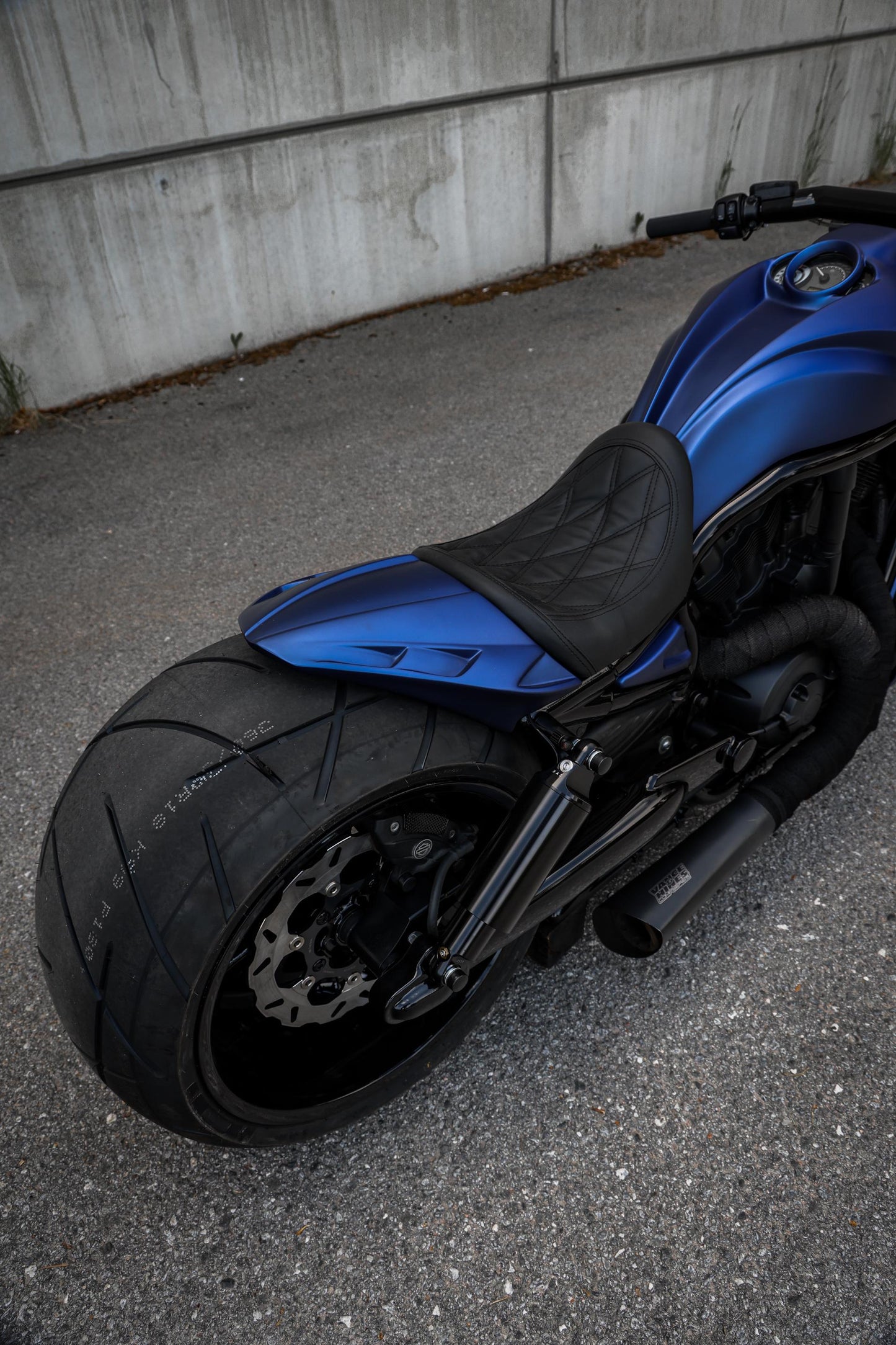 Harley Davidson Nightrod special 23” + 360 wide