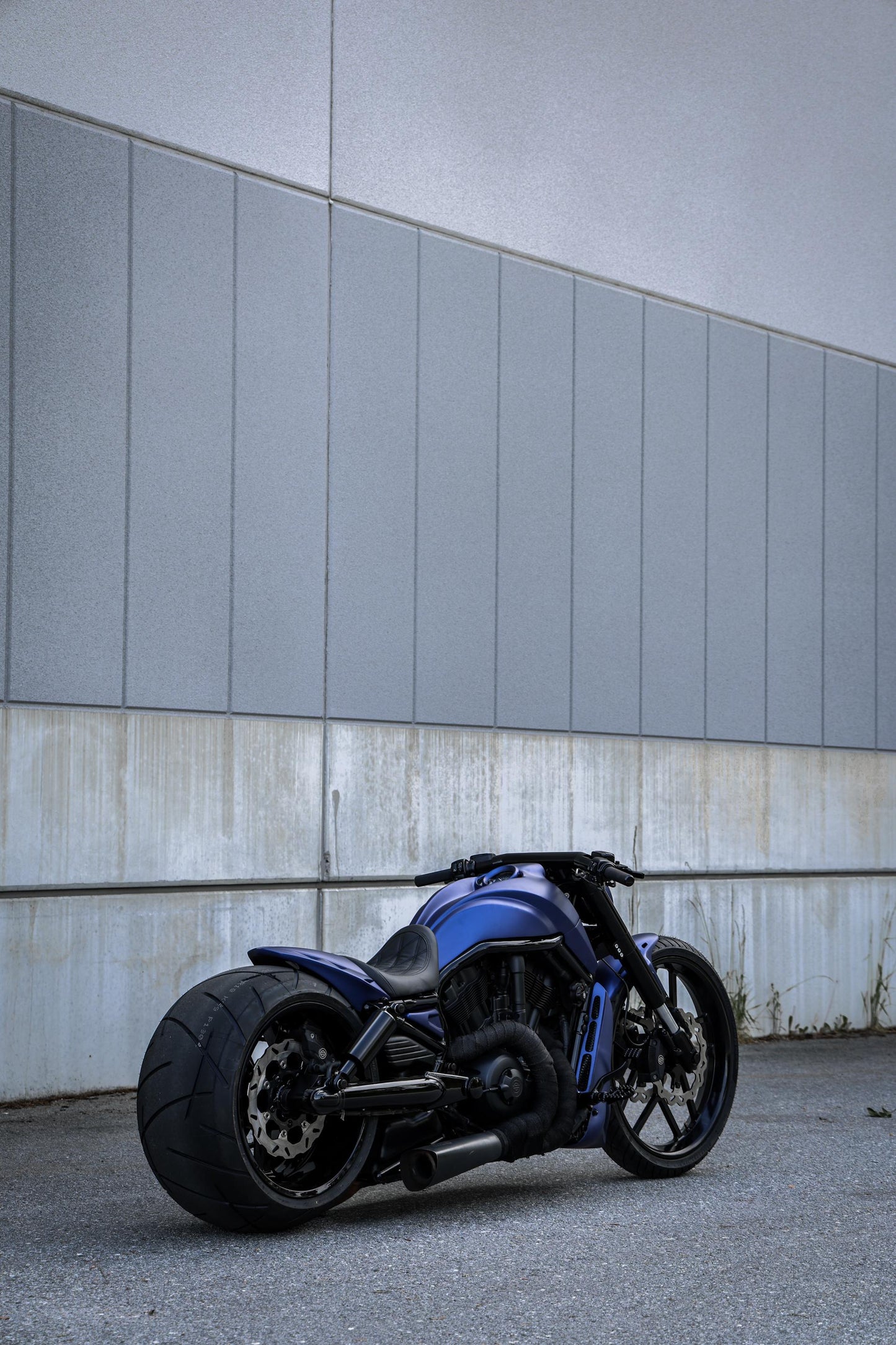 Harley Davidson Nightrod special 23” + 360 wide
