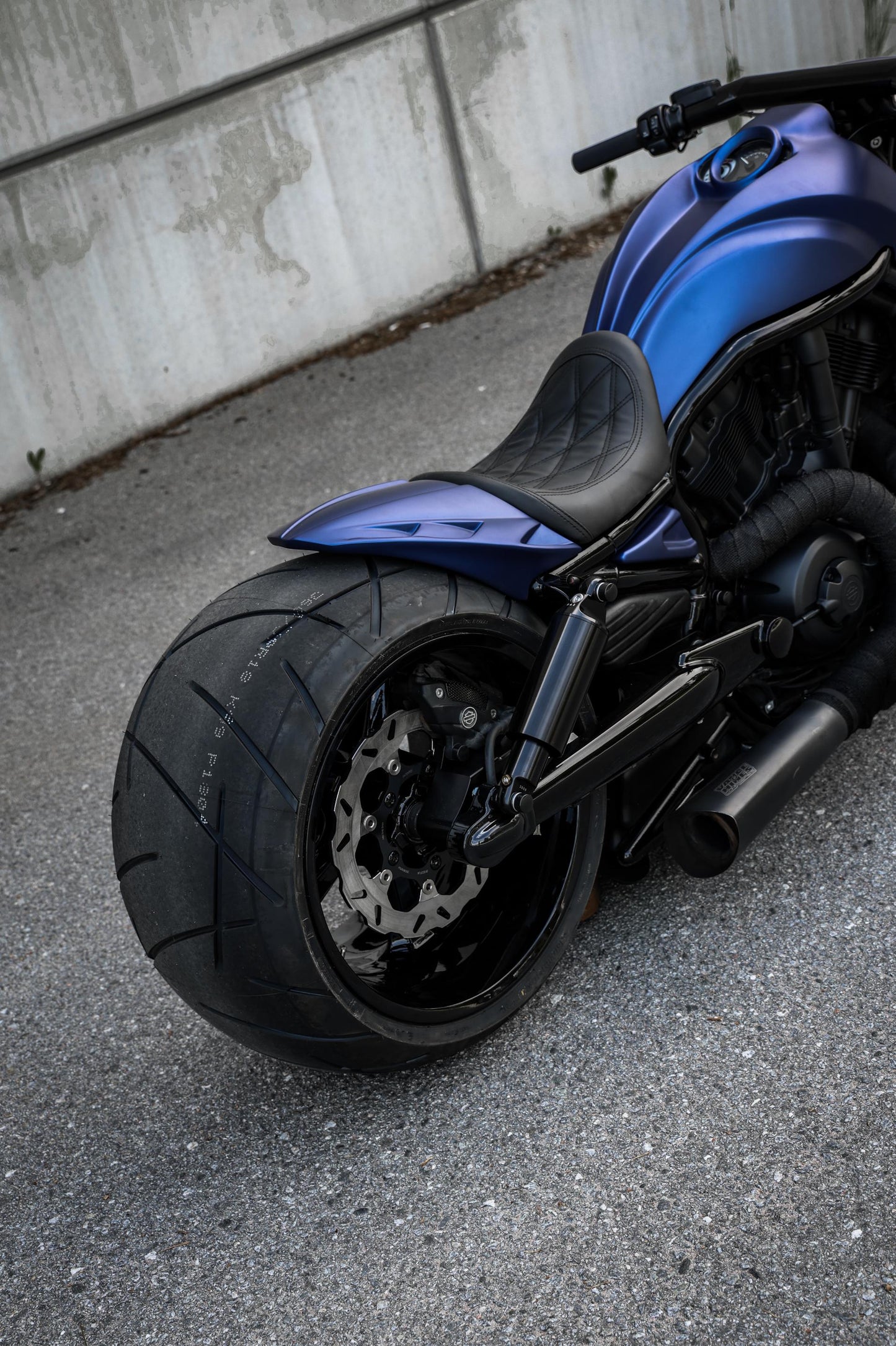 Harley Davidson Nightrod special 23” + 360 wide