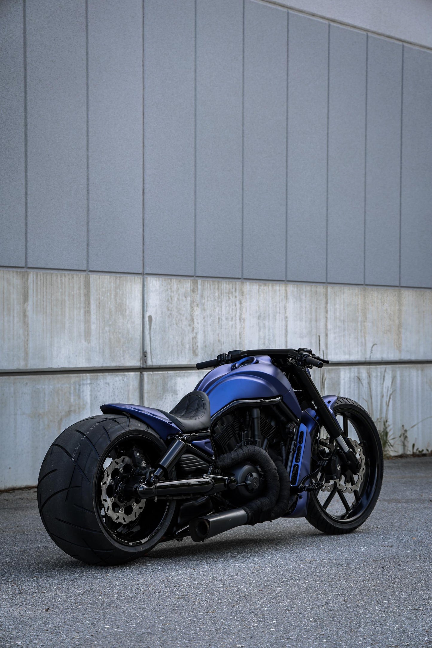 Harley Davidson Nightrod special 23” + 360 wide