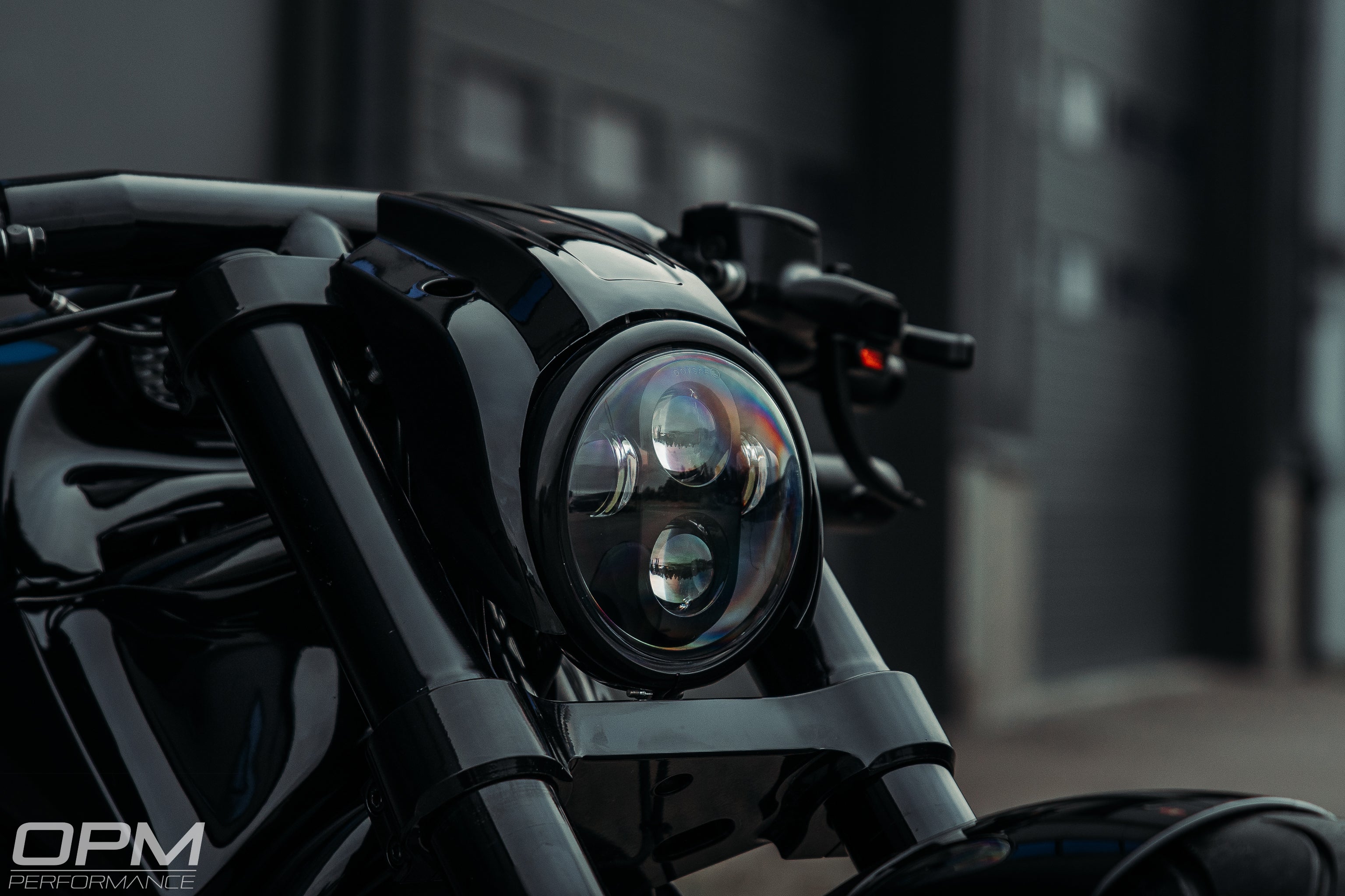 Harley Davidson Nightrod special ”Killer Black” 330 x 23” – OPM