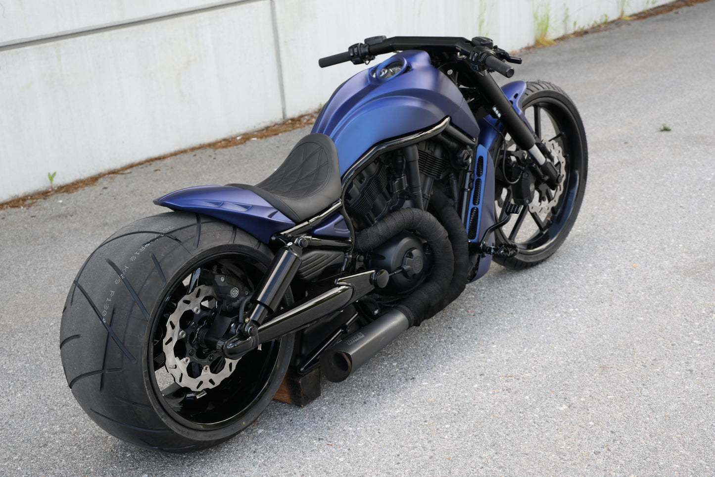 Harley Davidson Nightrod special 23” + 360 wide