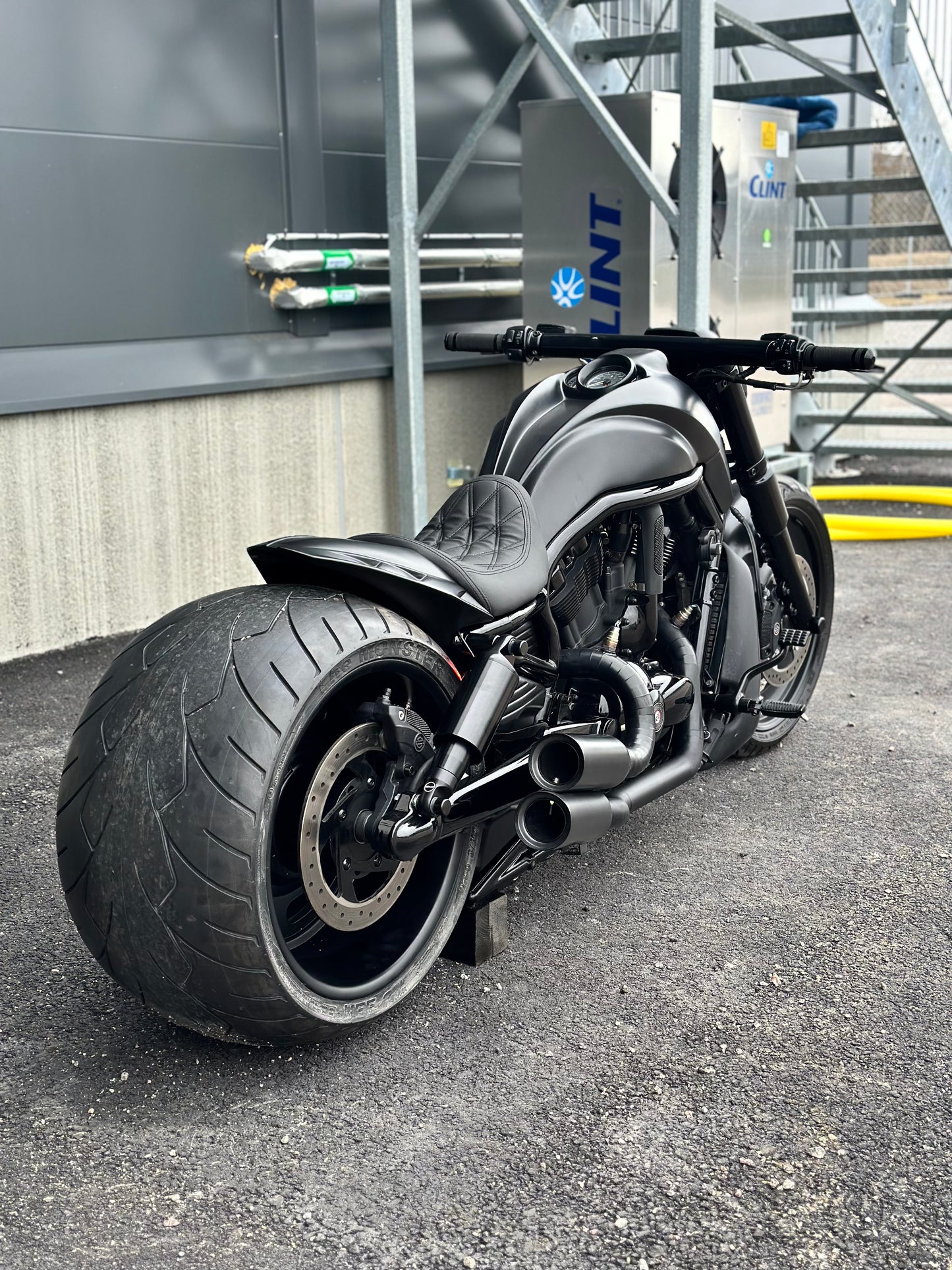 Harley Davidson Nightrod Special Custom Killer Black